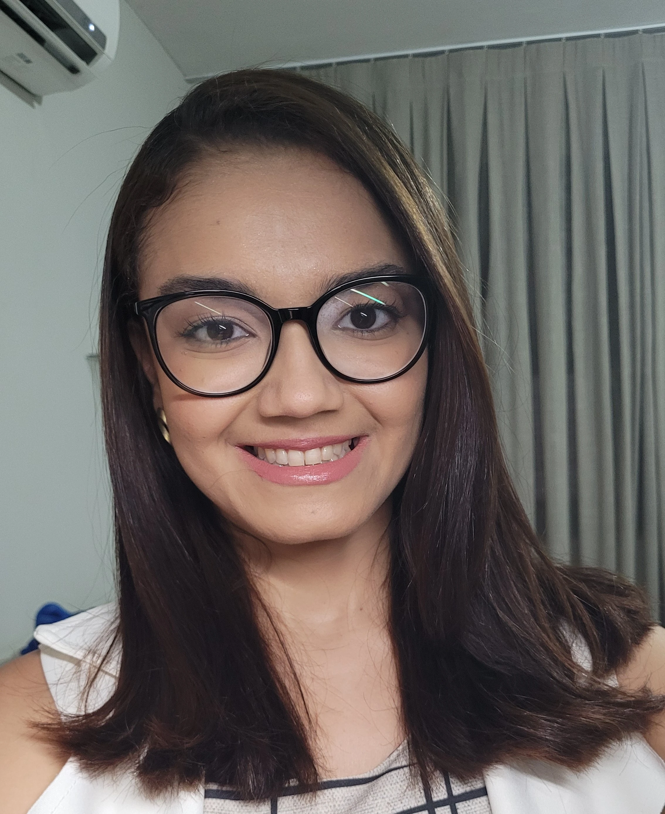 Thays Santos Fernandes